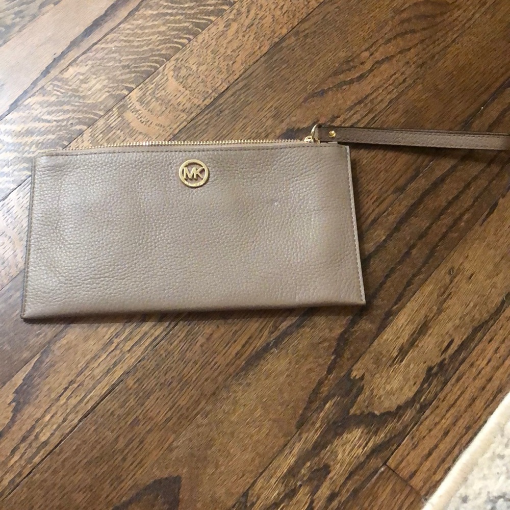 Brown Michael Kors clutch